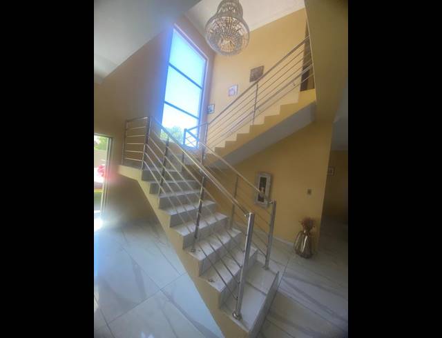4 BEDROOM HOUSE FOR SALE IN AERORAND